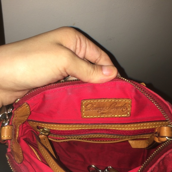 sale Dooney and Bourke crossbody bag - Picture 3 of 6